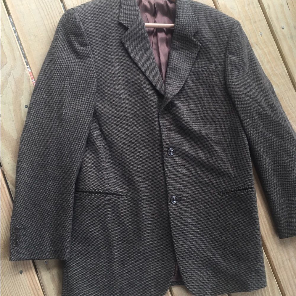 Donna Karan signature men’s brown wool suit